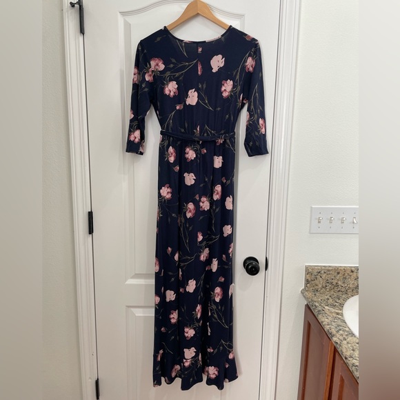 Maternity Dress - Picture 2 of 6